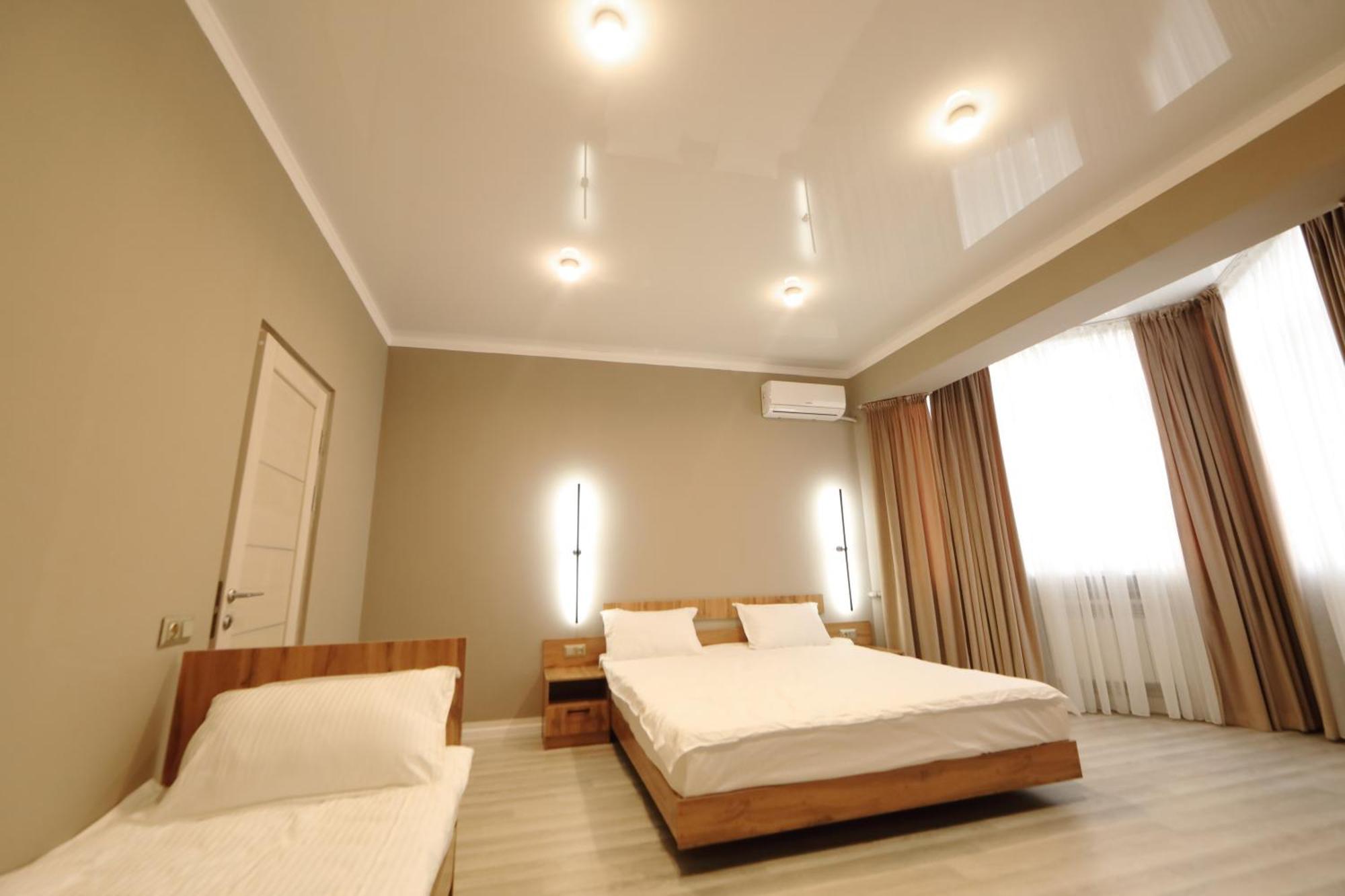 Cozy Hostel Bishkek Exteriör bild